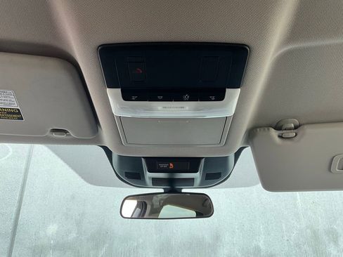 Used 2025 Nissan Rogue SV image 16