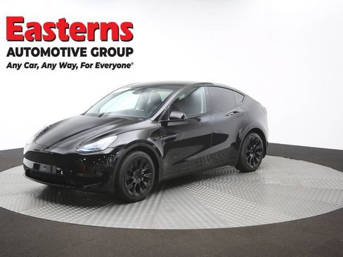Used 2024 Tesla Model Y Long Range AWD/4WD image 50