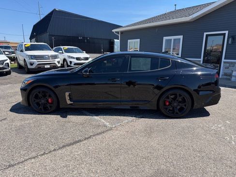 Used 2019 Kia Stinger GT2 AWD/4WD image 2