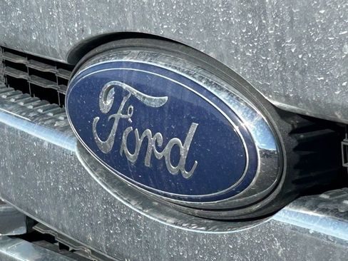 Used 2015 Ford F350 XLT w/ Snow Plow Prep Package image 5