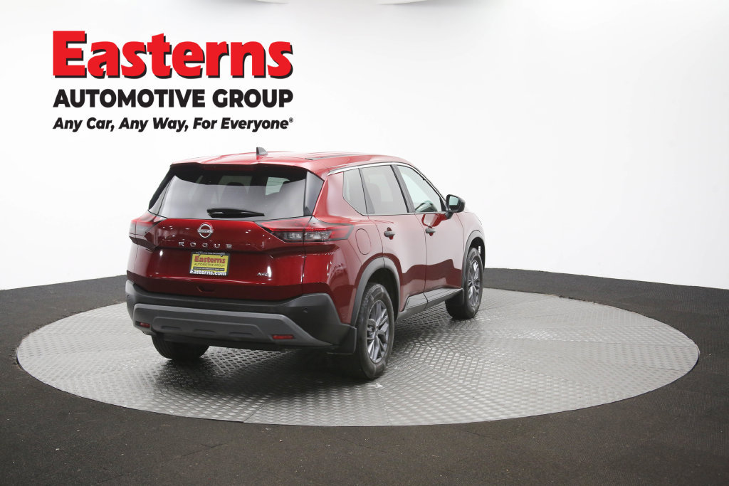 Used 2023 Nissan Rogue S AWD/4WD image 43