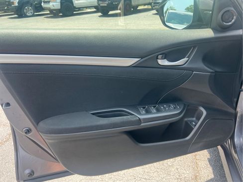 Used 2016 Honda Civic EX image 18
