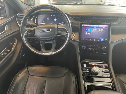 Certified 2022 Jeep Grand Cherokee L Overland AWD/4WD image 15