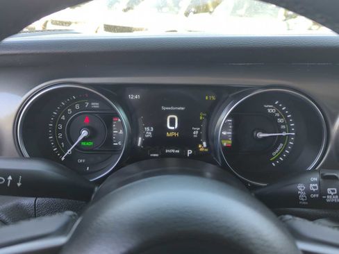 Used 2023 Jeep Wrangler Unlimited w/ Cold Weather Group AWD/4WD image 17