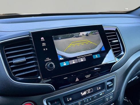 Certified 2022 Honda Passport TrailSport image 11