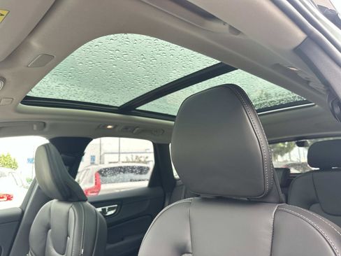 New 2026 Volvo XC60 T8 Ultra w/ Climate Package image 24