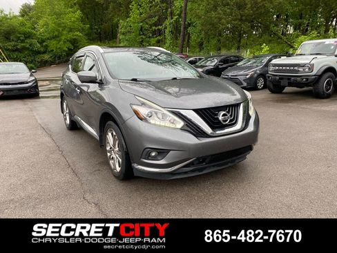 Used 2016 Nissan Murano Platinum w/ Platinum Technology Package AWD/4WD image 3