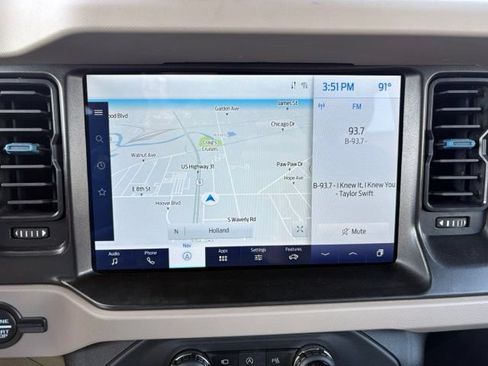 Used 2021 Ford Bronco Wildtrak AWD/4WD image 23