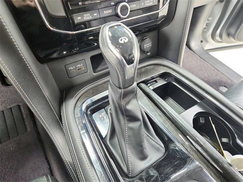 Used 2021 INFINITI QX80 Luxe image 27