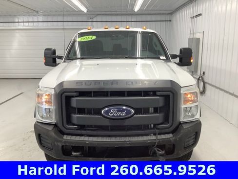 Used 2014 Ford F250 XL w/ Power Equipment Group image 2