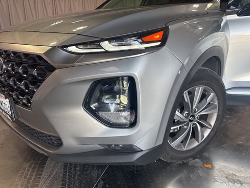 Used 2020 Hyundai Santa Fe SEL w/ Convenience + Premium Package image 22
