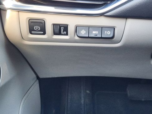 Certified 2023 Cadillac XT4 Premium Luxury w/ Technology Package image 22