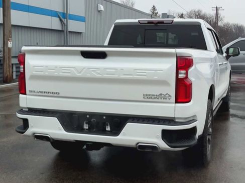 Certified 2022 Chevrolet Silverado 1500 High Country w/ Z71 Off-Road Package image 3