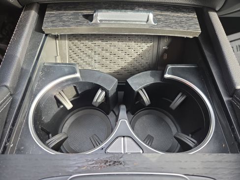 Used 2024 Mercedes-Benz GLE 450 4MATIC image 13