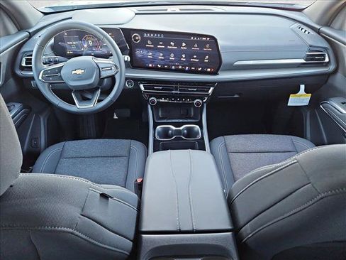 New 2026 Chevrolet Traverse LT image 15