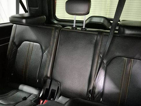 Used 2023 Ford Expedition Max Platinum AWD/4WD image 6