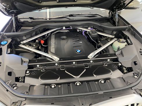 New 2026 BMW X5 xDrive40i w/ Climate Comfort Package image 33