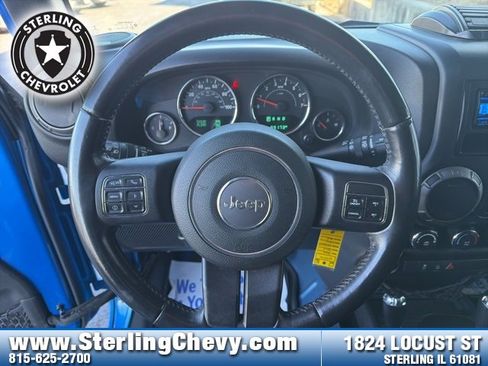 Used 2016 Jeep Wrangler Sport image 14