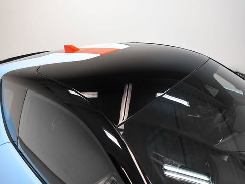 Certified 2025 Ferrari 12Cilindri RWD image 10