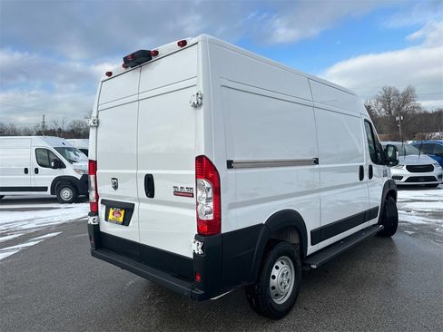 Used 2019 RAM ProMaster 1500 w/ Interior Convenience Group image 5