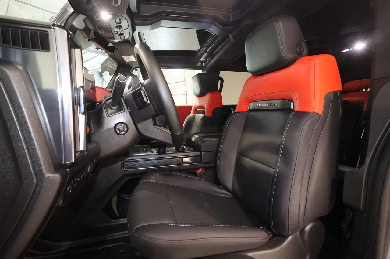 Certified 2026 GMC Hummer EV 3X w/ Carbon Fiber Edition Package AWD/4WD image 22