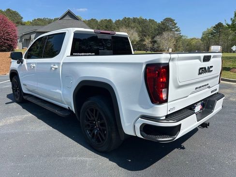 Used 2022 GMC Sierra 1500 Elevation w/ Elevation Premium Package image 9