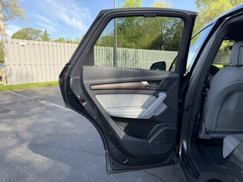 Certified 2023 Audi Q5 2.0T Prestige AWD/4WD image 22