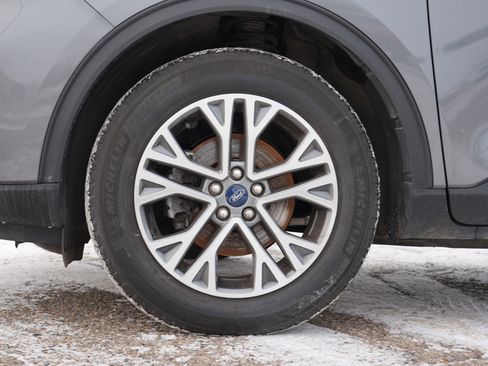 Used 2022 Ford Escape SEL w/ Technology Package image 11