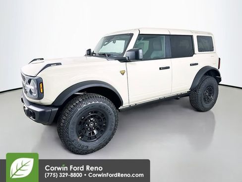 New 2026 Ford Bronco Badlands image 3