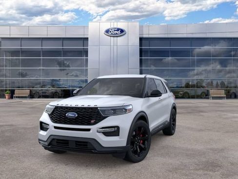 Certified 2022 Ford Explorer ST w/ Equipment Group 401A AWD/4WD image 2