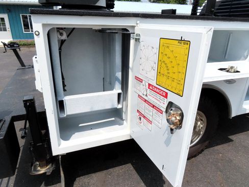 Used 2022 RAM 3500 Tradesman image 25