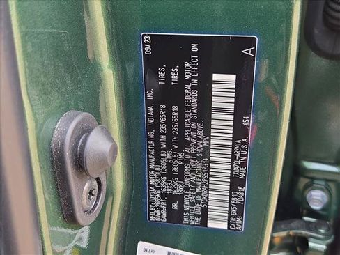 Used 2023 Toyota Highlander XLE FWD image 21