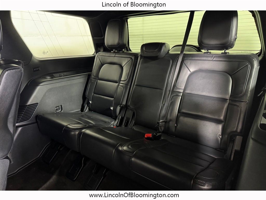 Certified 2023 Lincoln Navigator Reserve AWD/4WD image 14