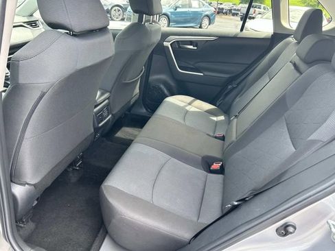 Used 2025 Toyota RAV4 XLE FWD image 19
