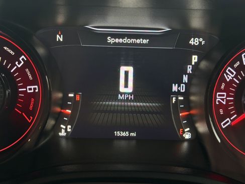 Used 2022 Dodge Challenger SXT w/ Driver Convenience Group image 19