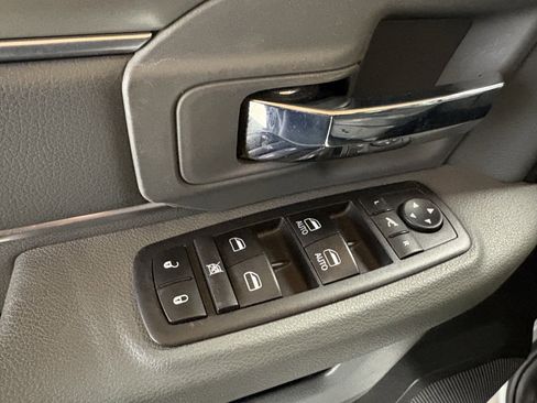 Used 2018 RAM 2500 Big Horn image 19