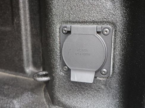 Used 2026 Chevrolet Silverado 3500 High Country w/ High Country Premium Package AWD/4WD image 22