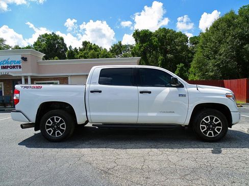 Used 2017 Toyota Tundra SR5 w/ TRD Off Road Package AWD/4WD image 12