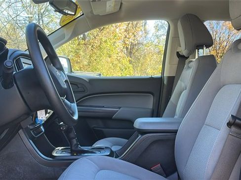 Used 2021 Chevrolet Colorado W/T w/ WT Convenience Package image 10