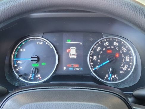 Certified 2022 Toyota RAV4 XLE w/ Convenience Package AWD/4WD image 27