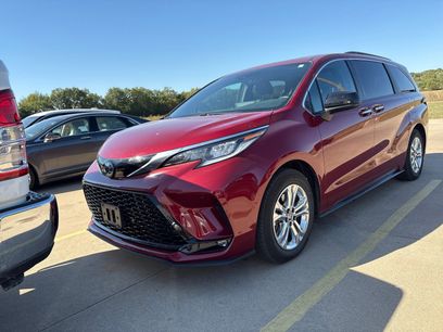Used 2022 Toyota Sienna XSE