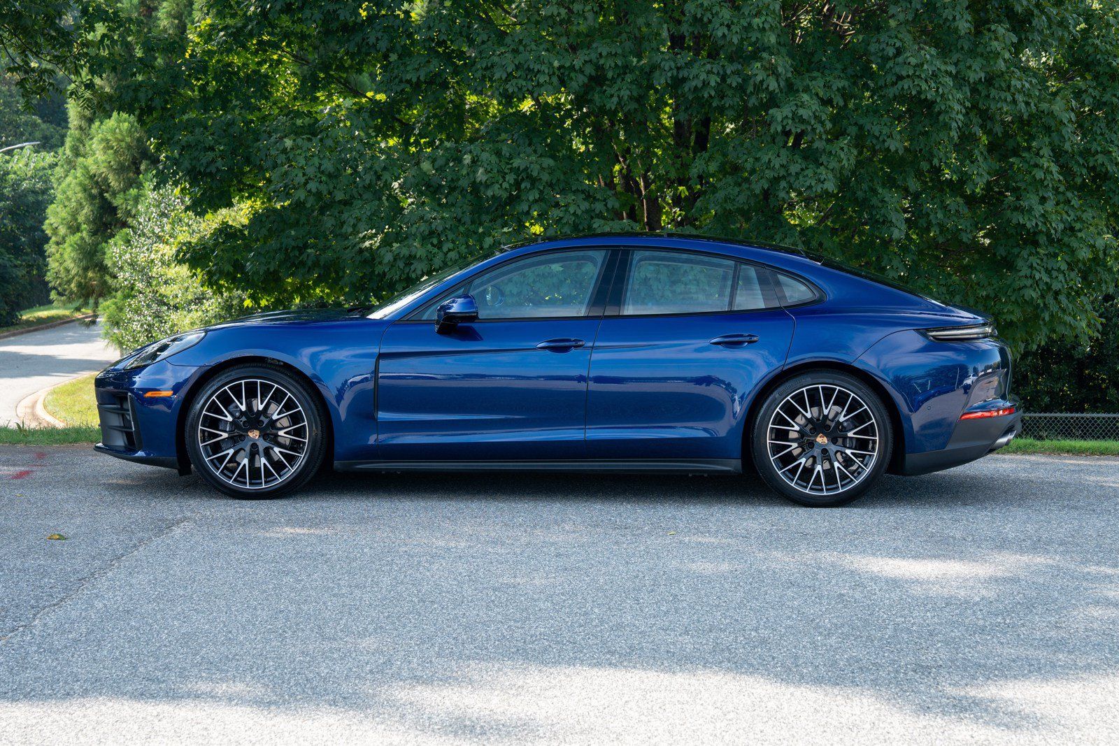Certified 2026 Porsche Panamera 4 AWD/4WD image 2