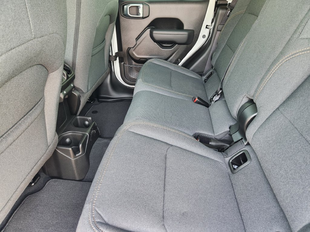 New 2026 Jeep Gladiator Sport AWD/4WD image 19