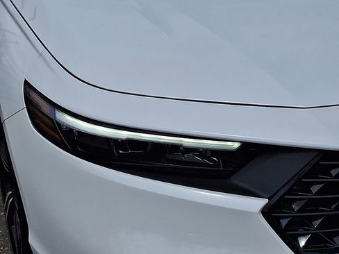 Certified 2025 Honda Accord Sport image 9