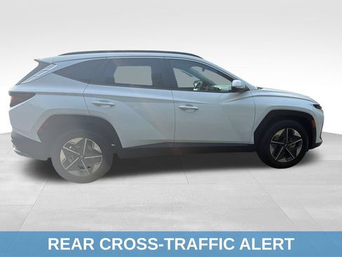 Used 2025 Hyundai Tucson SEL FWD image 9