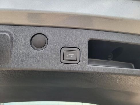 New 2026 GMC Terrain AT4 w/ Convenience Package III image 8