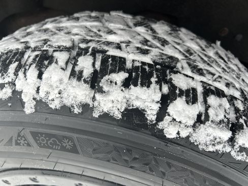 Used 2015 GMC Yukon XL SLE image 27