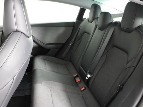 Used 2025 Tesla Model 3 Long Range image 23