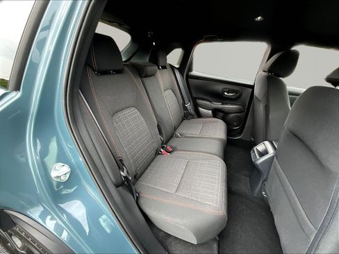Used 2025 Honda HR-V Sport image 24