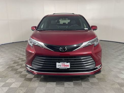 New 2026 Toyota Sienna Platinum AWD/4WD image 25